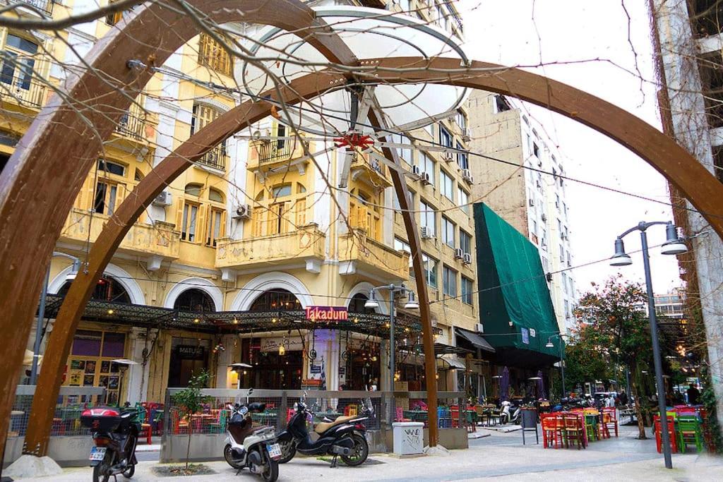 Luxury No4 Apartment In Ladadika テッサロニキ エクステリア 写真