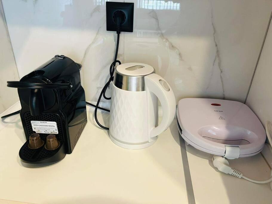 Luxury No4 Apartment In Ladadika テッサロニキ エクステリア 写真